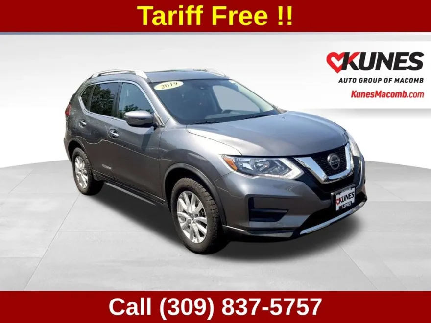 2019 Nissan Rogue SV photo 1