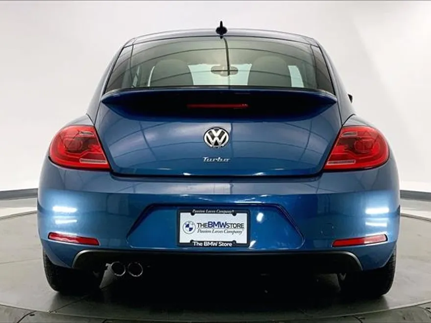 2016 Volkswagen Beetle 1.8T SEL photo 1