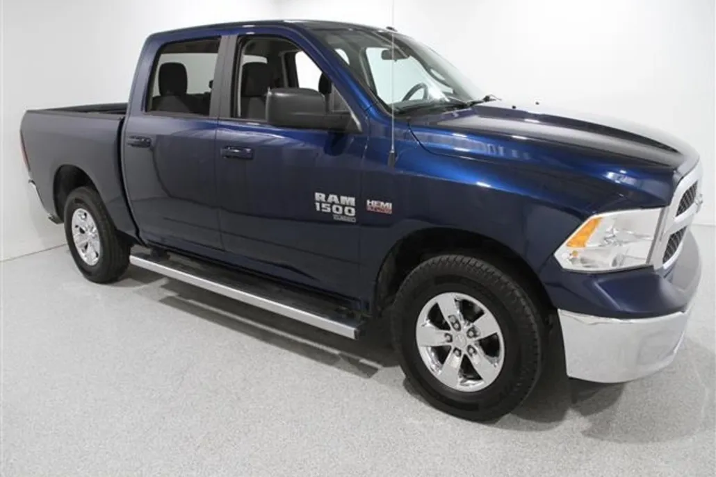 2021 Ram 1500 Classic SLT photo 1