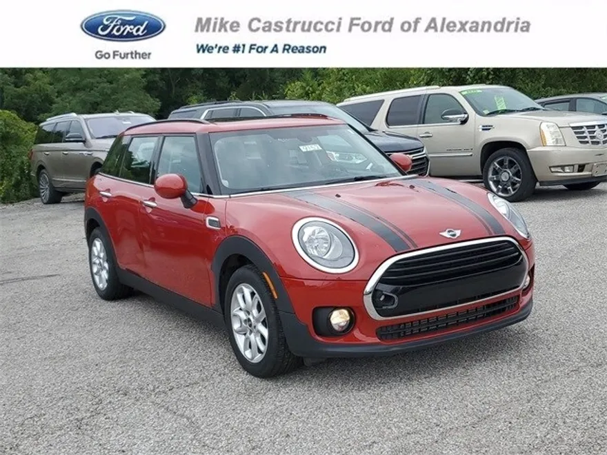 2017 Mini Clubman Base photo 1