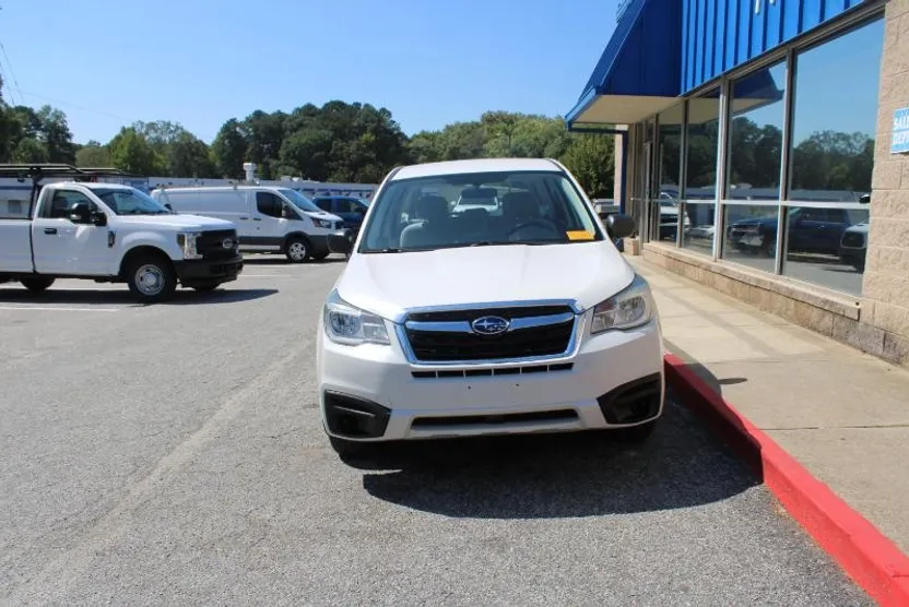 2018 Subaru Forester 2.5i photo 1