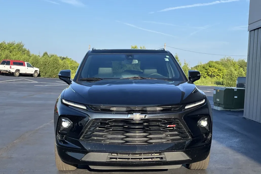 2023 Chevrolet Blazer RS photo 1