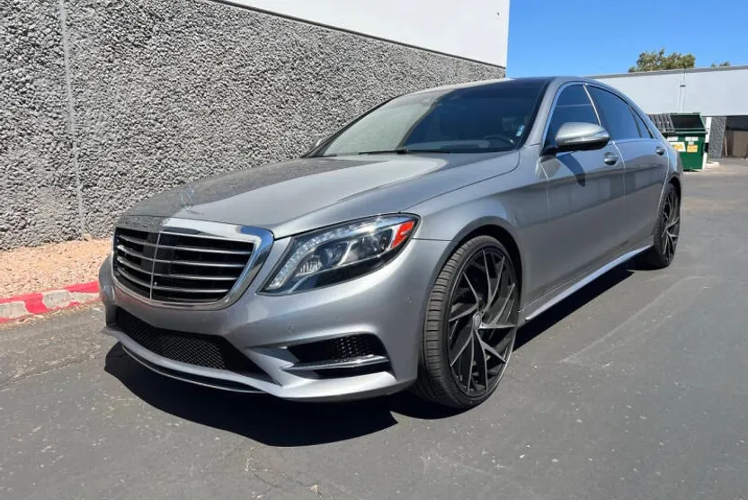 2015 Mercedes Benz S 550 photo 1