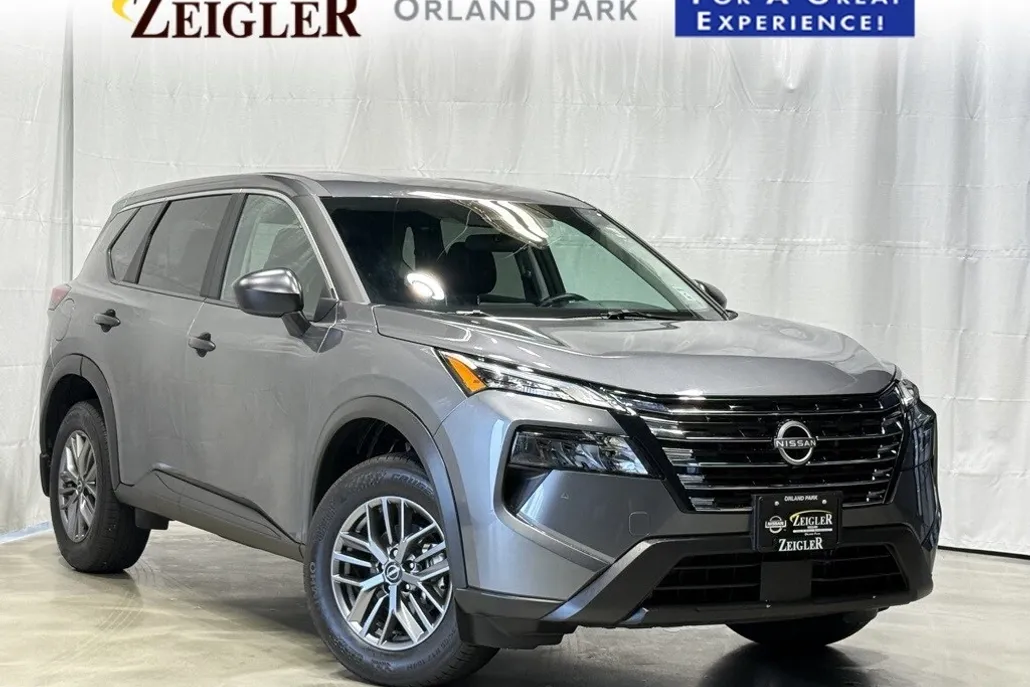 2025 Nissan Rogue S AWD photo 1