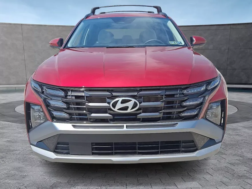 2025 Hyundai Tucson SEL photo 1