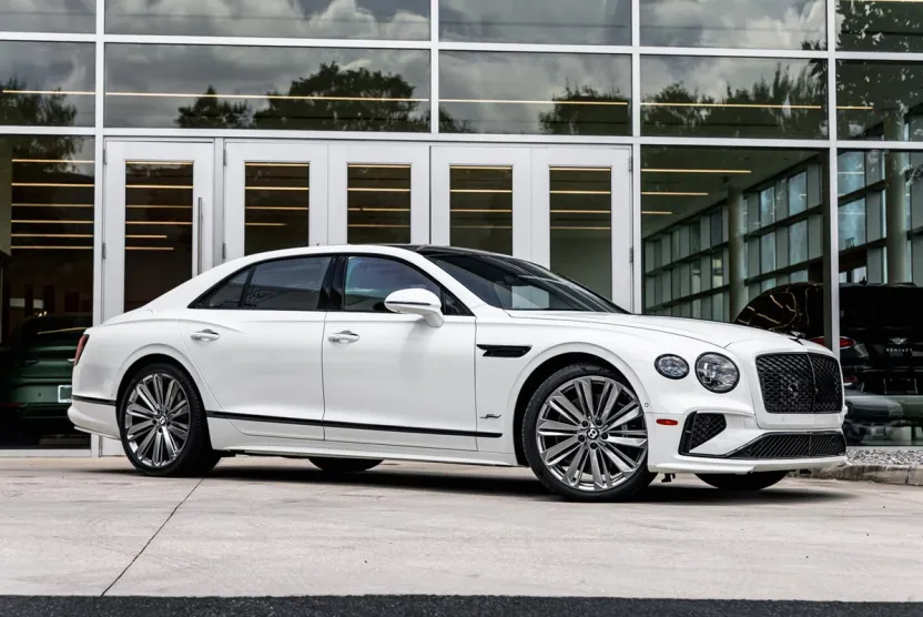 2025 Bentley Flying Spur Speed photo 1