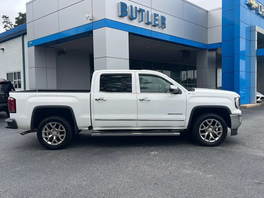 2017 Gmc Sierra 1500 SLT photo 1