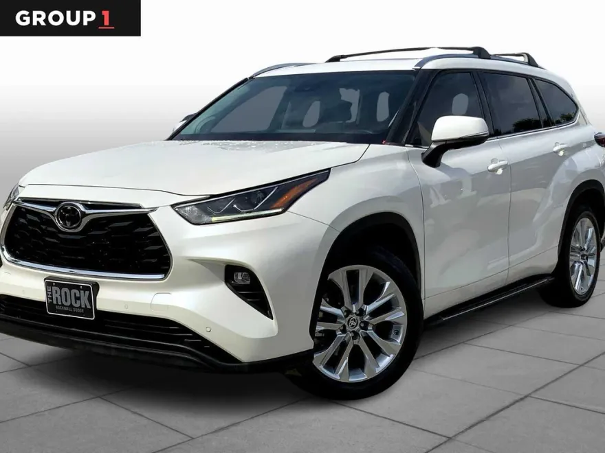 2021 Toyota Highlander Limited photo 1