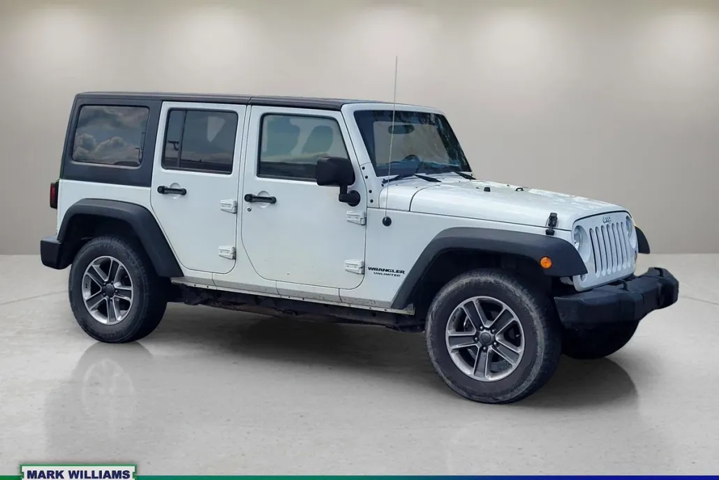 2017 Jeep Wrangler Unlimited Sport photo 1