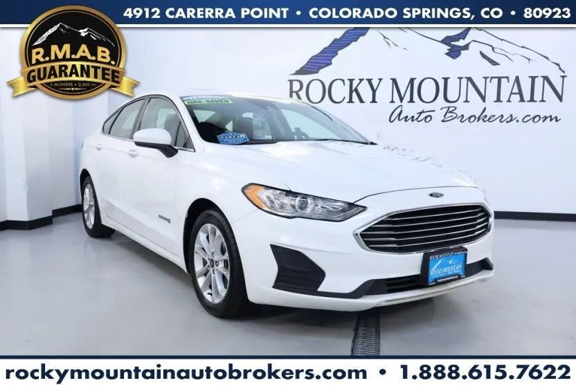 2019 Ford Fusion SE Hybrid photo 1