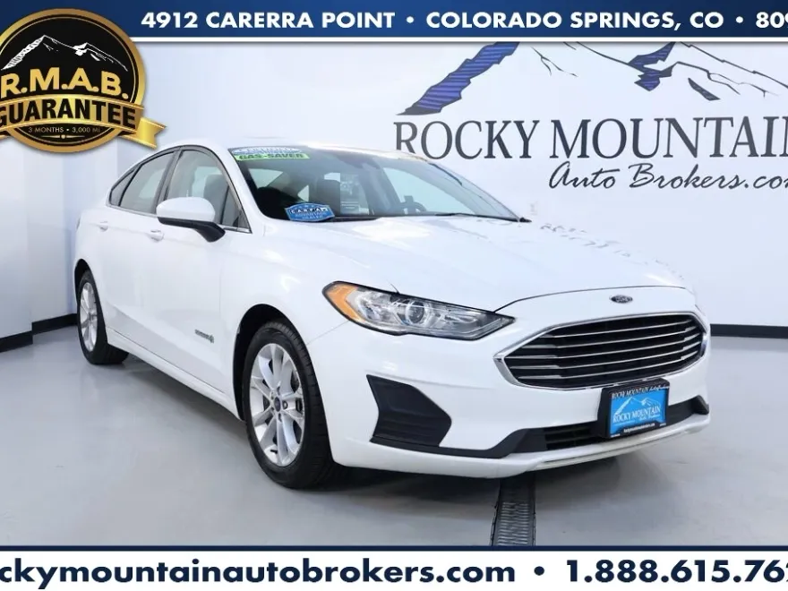 2019 Ford Fusion SE Hybrid photo 1
