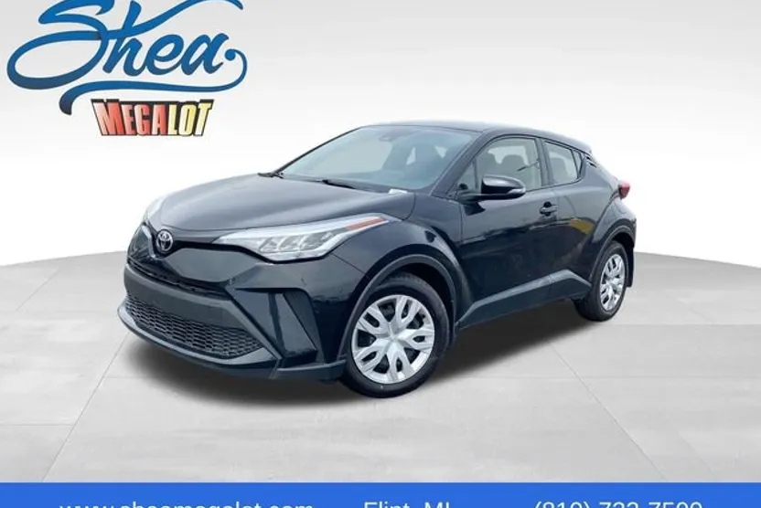 2022 Toyota C-HR XLE photo 1