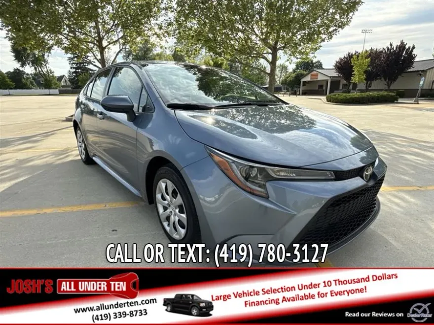 2020 Toyota Corolla LE photo 1