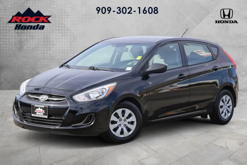 2017 Hyundai Accent SE photo 1