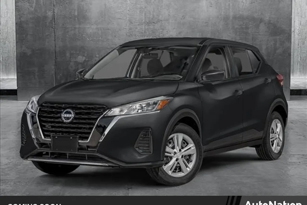 2025 Nissan Kicks Play S photo 1
