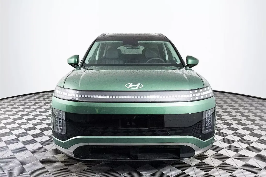 2026 Hyundai Ioniq photo 1