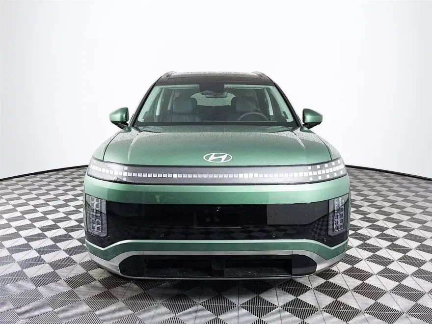 2026 Hyundai Ioniq photo 1