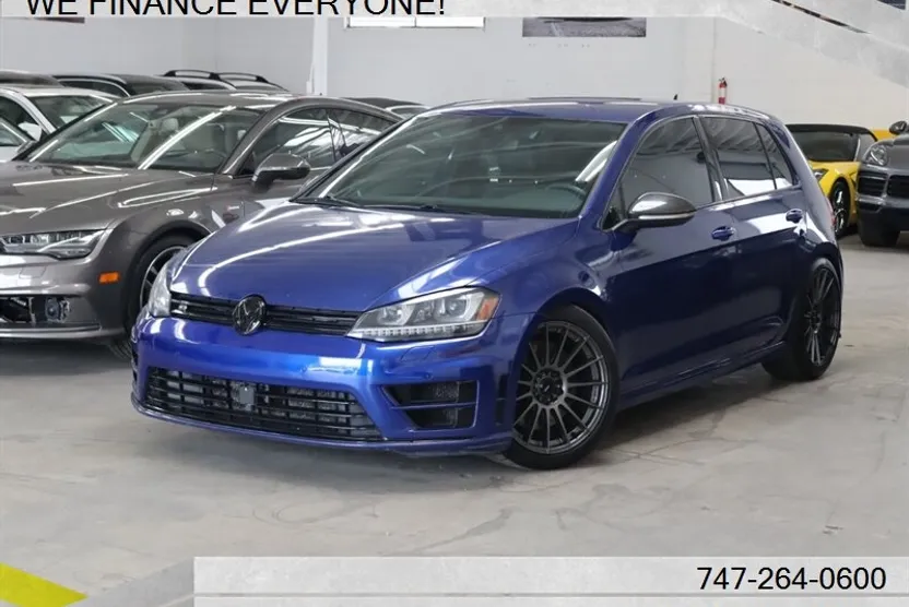 2017 Volkswagen Golf R 4Motion photo 1