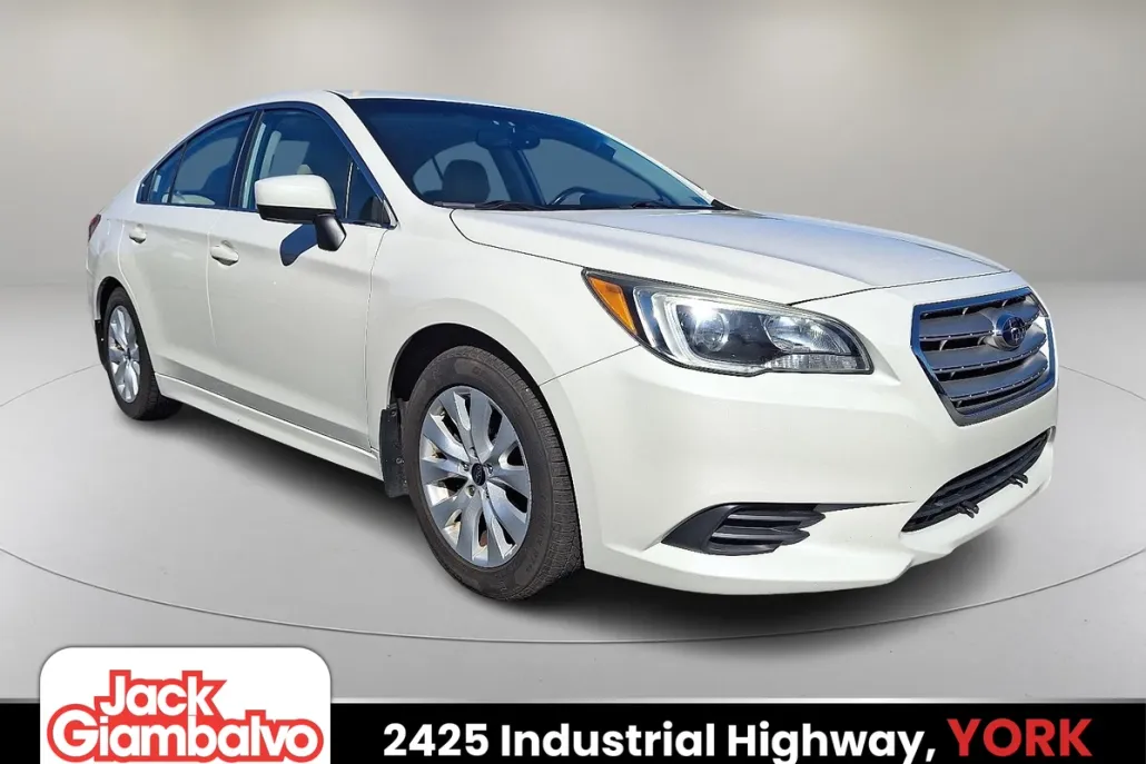 2015 Subaru Legacy 2.5i Premium photo 1