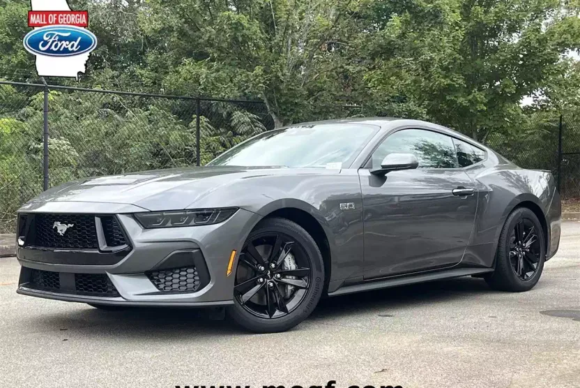 2025 Ford Mustang GT photo 1