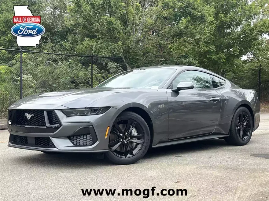 2025 Ford Mustang GT photo 1