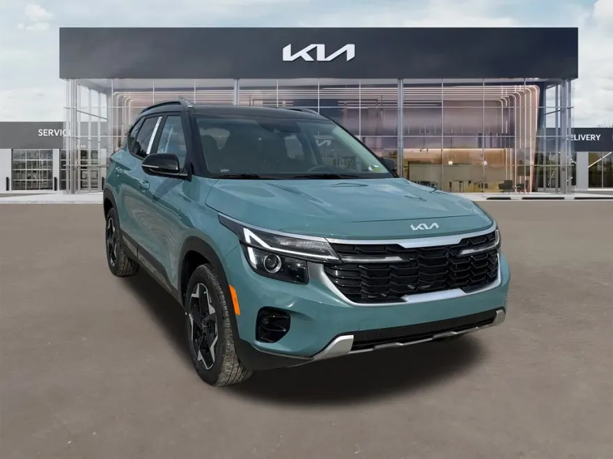 2025 Kia Seltos S photo 1
