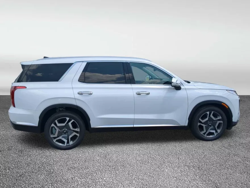 2025 Hyundai Palisade Limited photo 1