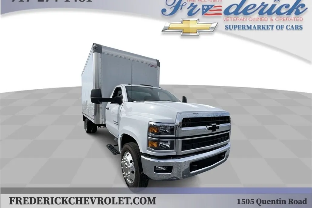 2024 Chevrolet Silverado 5500HD Work Truck photo 1