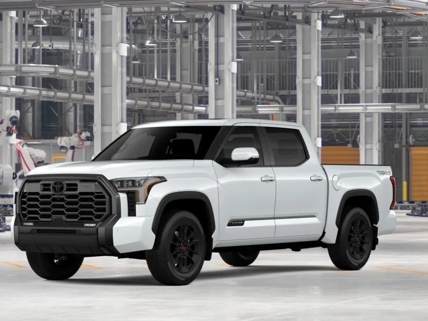 2026 Toyota Tundra Platinum CrewMax photo 1