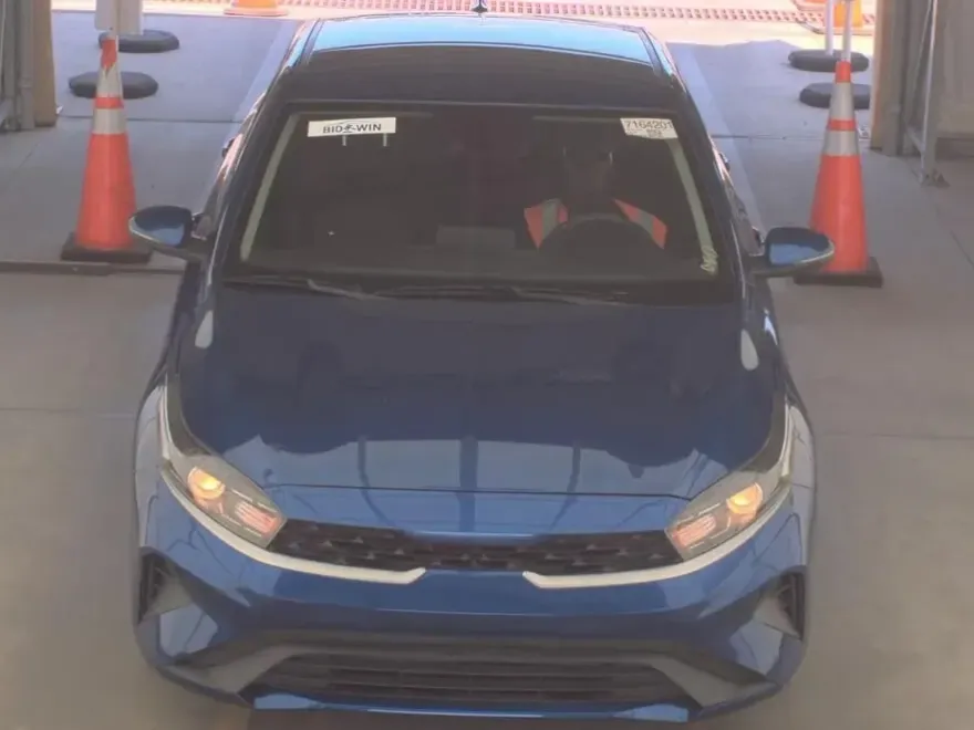 2024 Kia Forte LXS photo 1