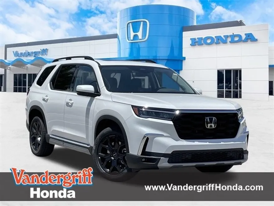 2025 Honda Pilot Touring photo 1