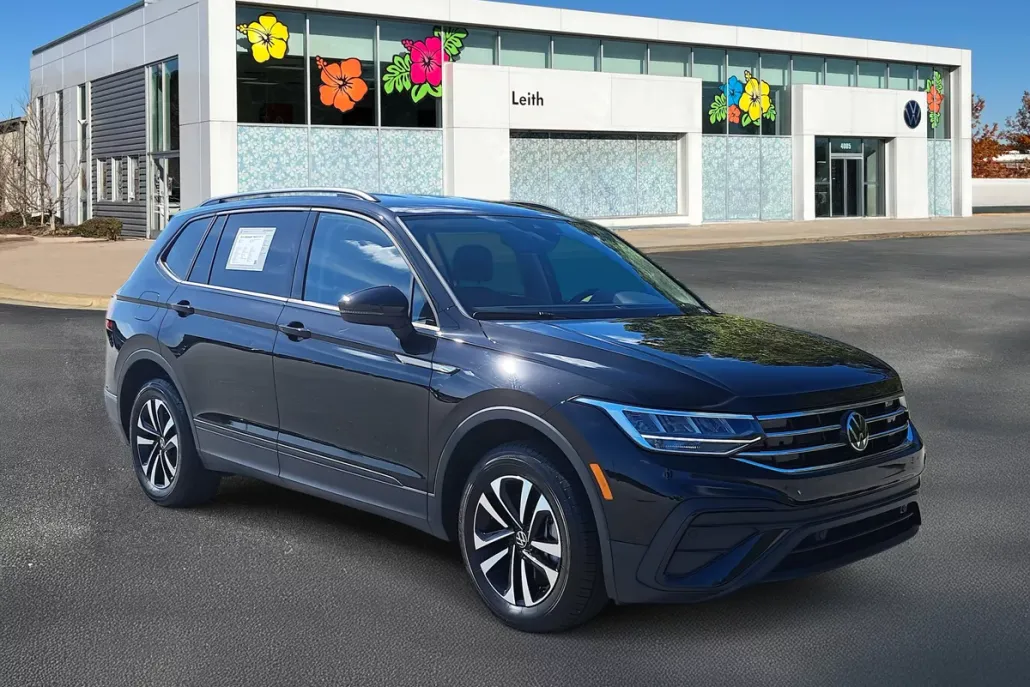 2024 Volkswagen Tiguan S photo 1