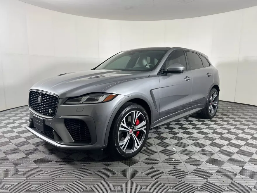 2023 Jaguar F-PACE SVR photo 1
