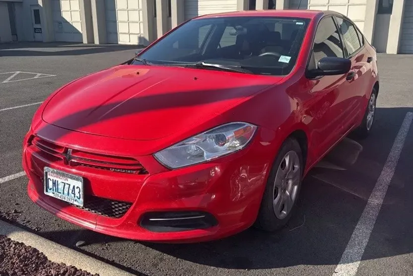 2016 Dodge Dart SE photo 1