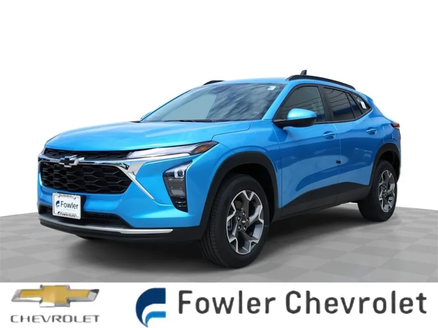 2025 Chevrolet Trax LT photo 1