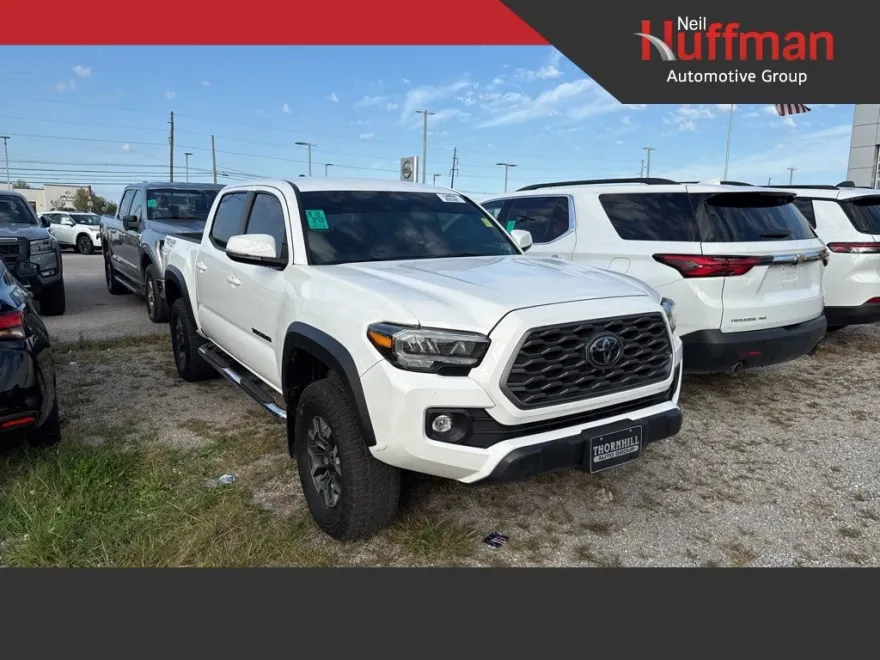 2023 Toyota Tacoma TRD Off-Road V6 photo 1
