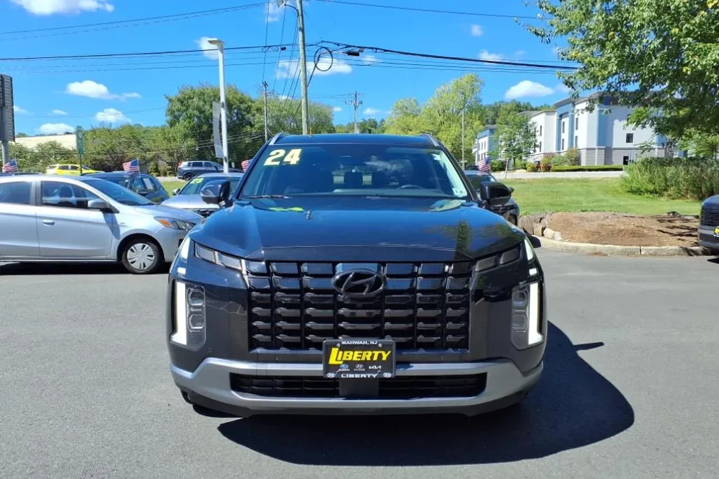 2024 Hyundai Palisade SEL photo 1