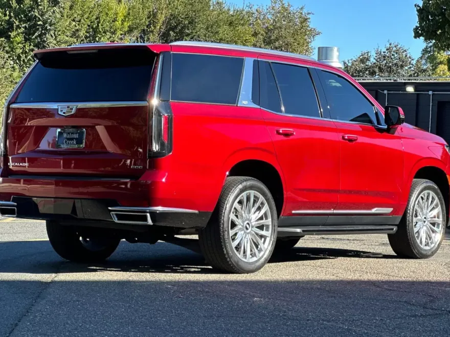 2021 Cadillac Escalade Premium Luxury photo 1