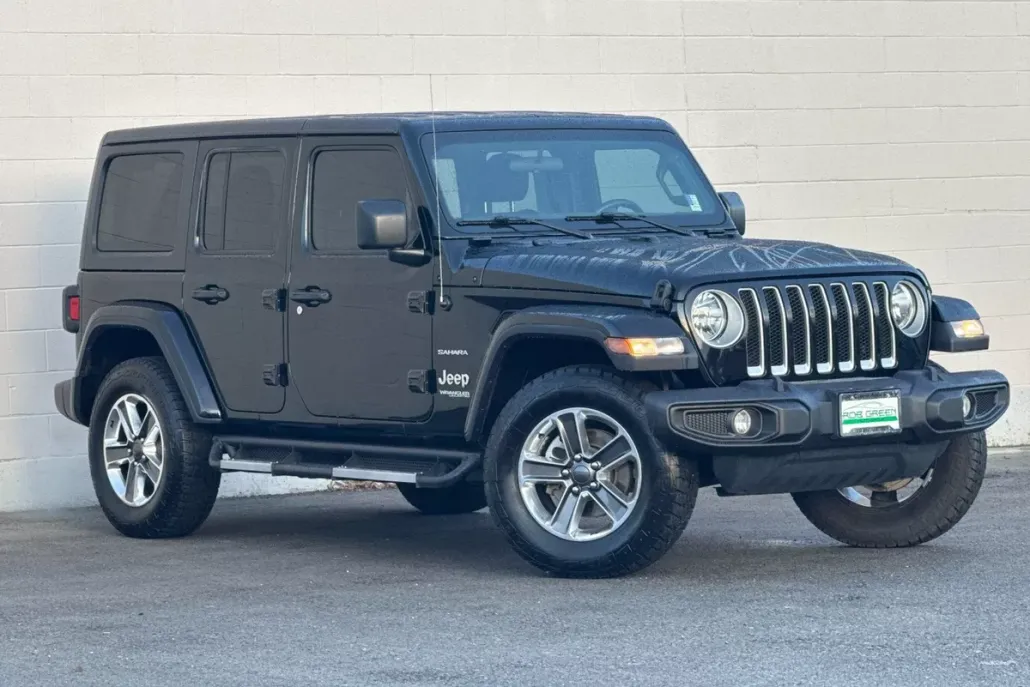 2020 Jeep Wrangler Unlimited Sahara photo 1