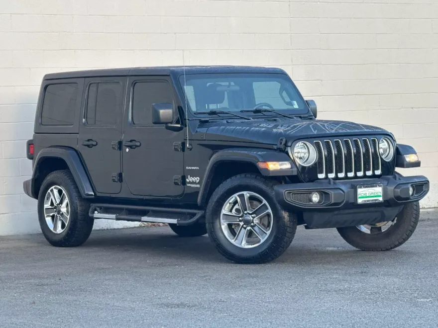 2020 Jeep Wrangler Unlimited Sahara photo 1