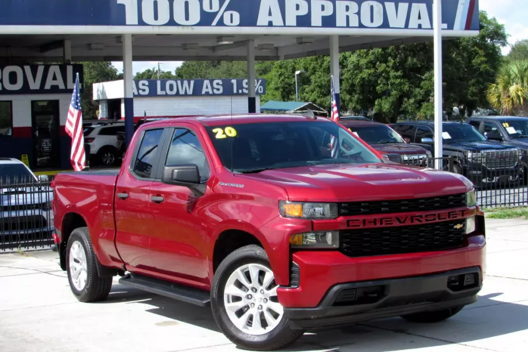 2020 Chevrolet Silverado 1500 Custom photo 1