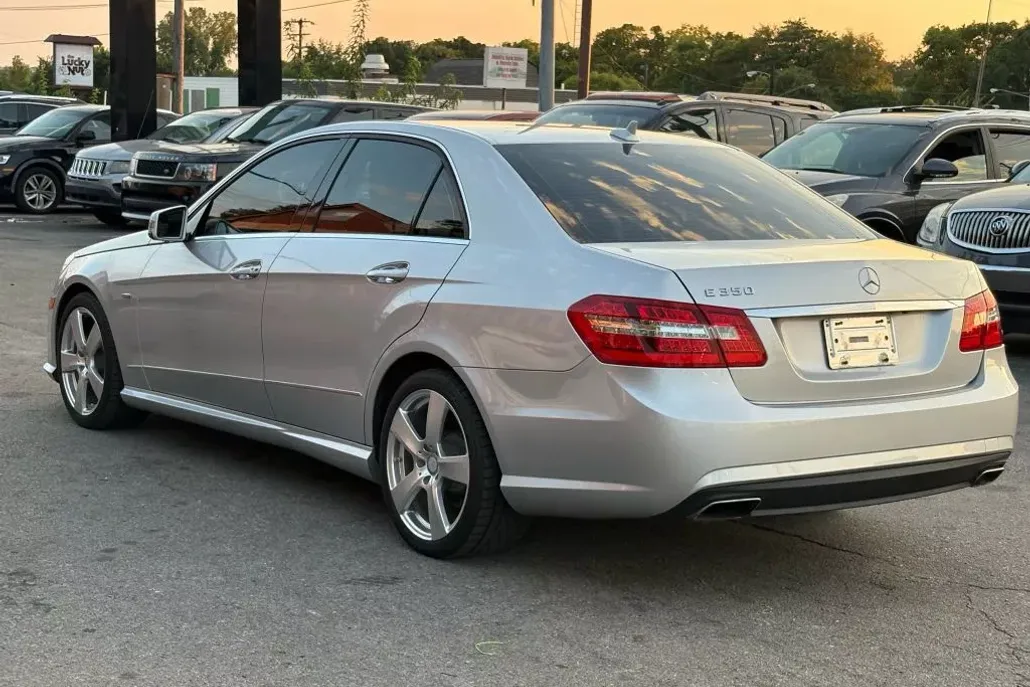 2012 Mercedes Benz E 350 Sedan photo 1