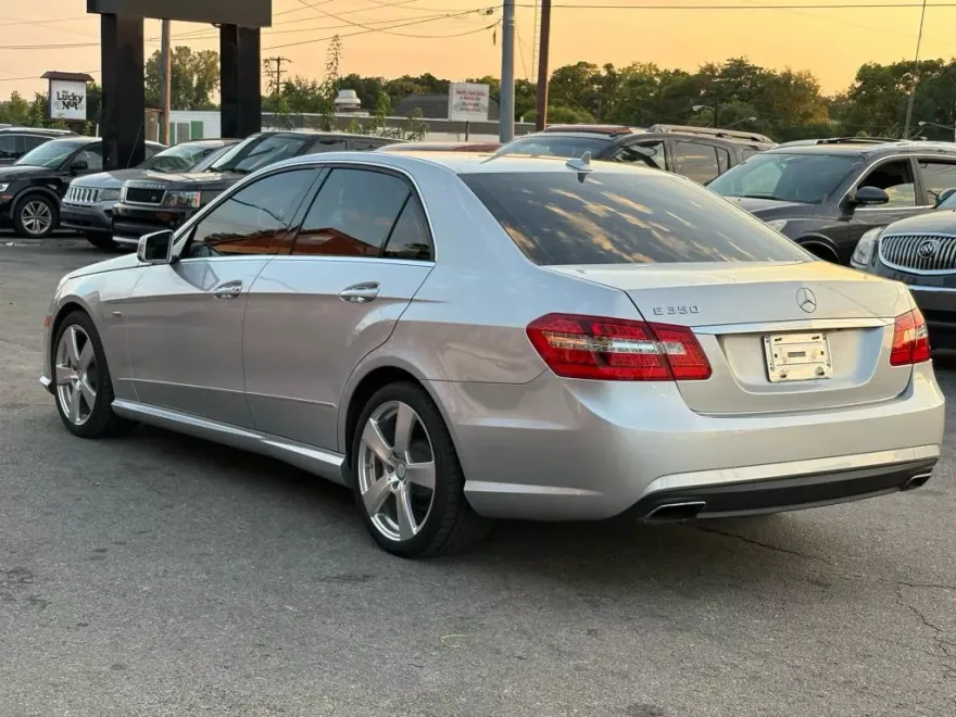 2012 Mercedes Benz E 350 Sedan photo 1