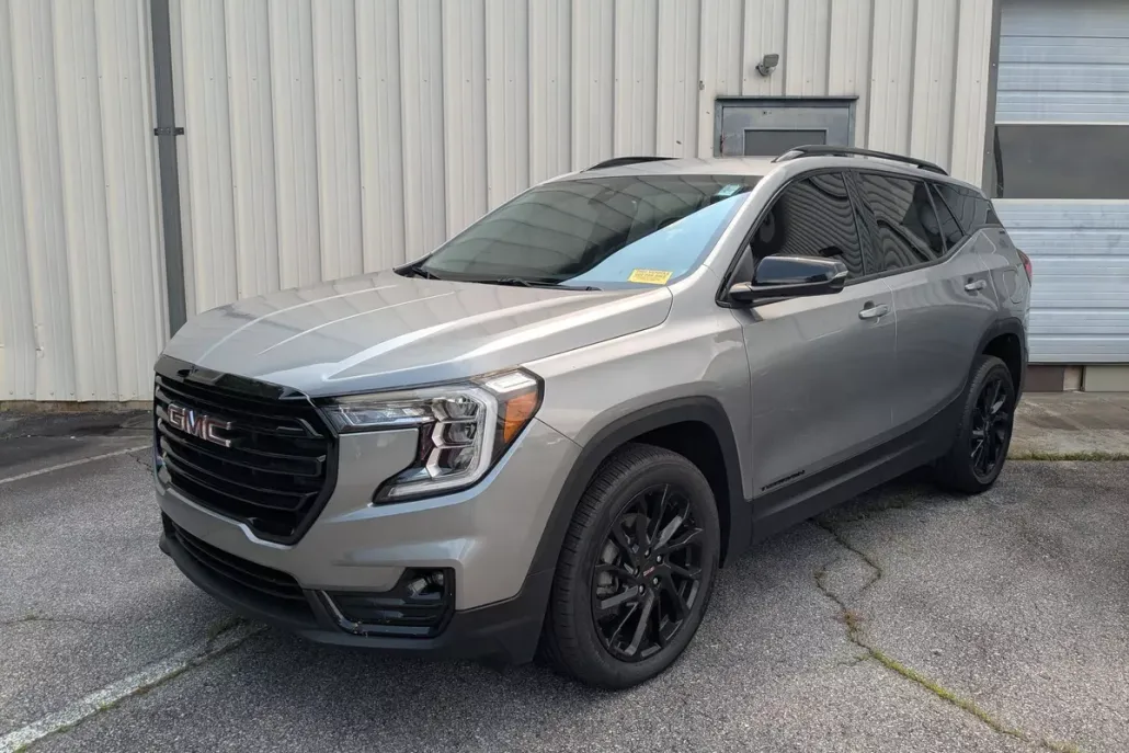 2024 Gmc Terrain SLT photo 1