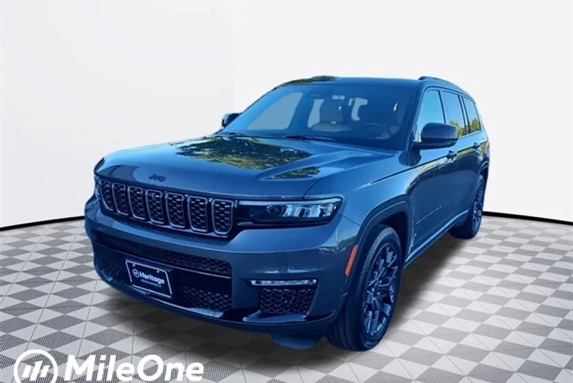 2024 Jeep Grand Cherokee L Summit Reserve photo 1