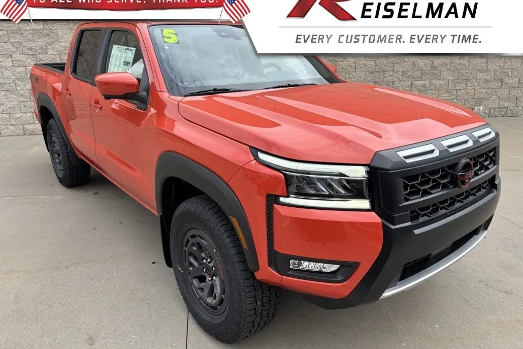 2025 Nissan Frontier PRO-4X photo 1