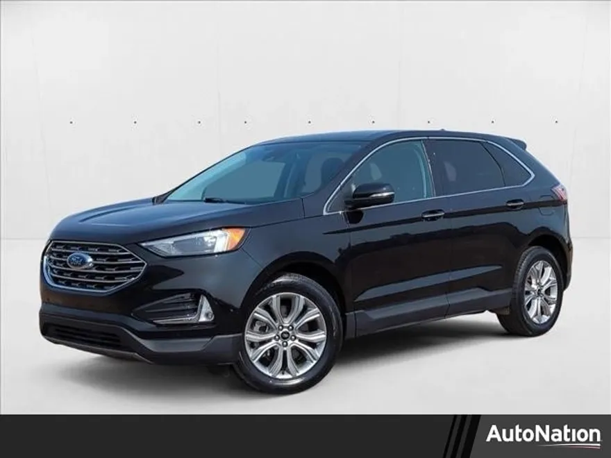 2024 Ford Edge Titanium photo 1