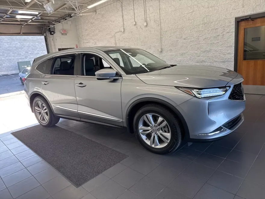 2023 Acura MDX SH-AWD photo 1