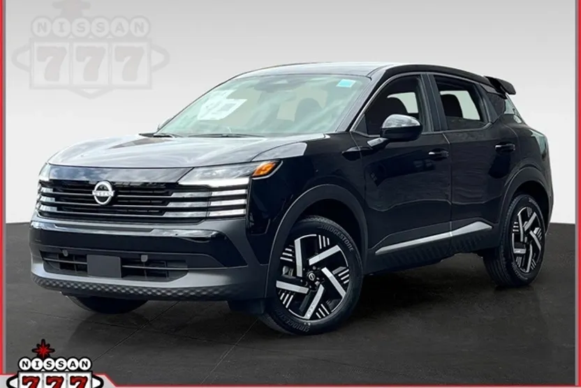 2025 Nissan Kicks SV photo 1