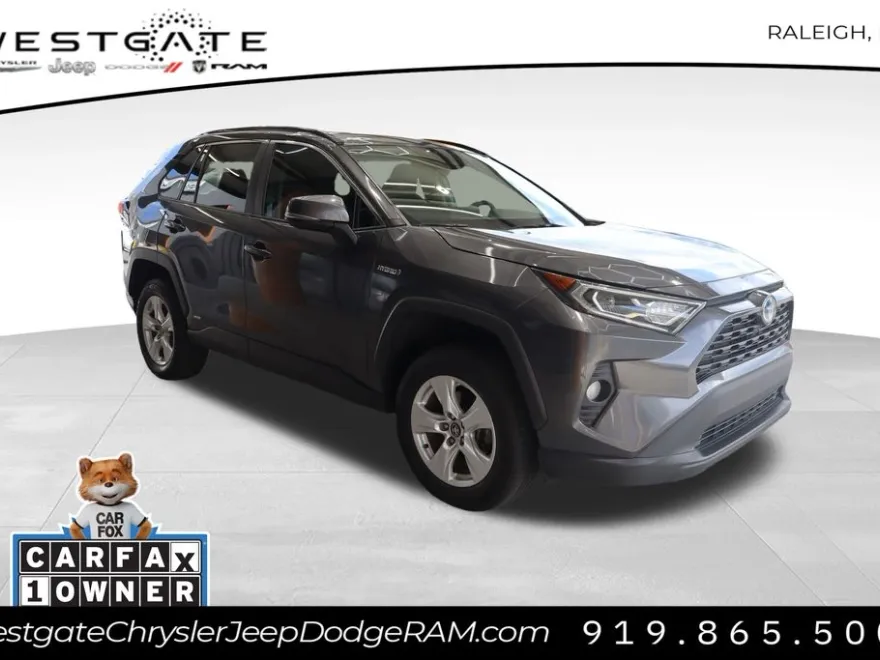 2020 Toyota RAV4 Hybrid XLE photo 1